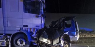 В Куйтунском районе встретились грузовик и внедорожник. Погибло два человека