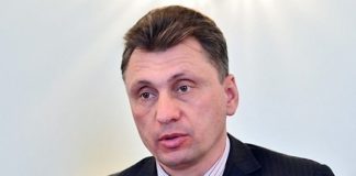 Искра казны меж Юровым и Ильковским