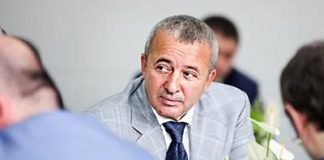 Гаврил Юшваев выплыл в трасте.