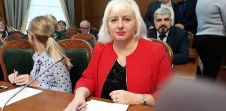Светлана Запанкова — хозяйка калининградских пенсионных выплат