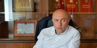 Какие секреты избирательных комитетов выдал человек с голосом главы города Сокола?