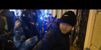«Волонтерская рота» с заработными платам в конвертах.