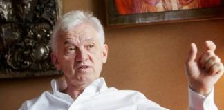 Под крылом Геннадия Тимченко.