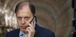 У Олега Митволя украли $150 тысяч со счета в ОАЭ