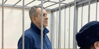Валерия Максименко подкупили оплаченным особняком.