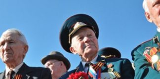 Юрист Баханович назвала «зазорным рекламой» ролики фонда «Победа» с колбасным изделием в подарок петербургским ветеранам