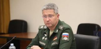 Кому Александр Тер-Аванесов строить и пилить помогает.
