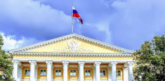 Данные сберегают не от противников: Вишневский о попытках Смольного утаить траты запасного фонда