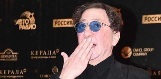 В Республике Казахстан отменили по требованиям обитателей выступление Григория Лепса