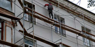 Ремонтные работы домов в городе Челябинск привел к уголовному делу. Фонд капитальных ремонтов не прекращает растрачивать миллионы под наблюдением СКР