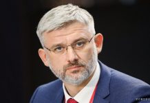 Евгений Дитрих усадил Utair на «Скол»