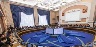 Двух новосибирских депутатов могут лишить мандатов