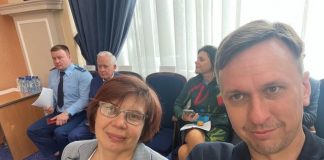 В Новосибирске задержали независимого депутата Антона Картавина