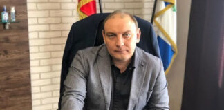 Обустройство от команды главу региона: Торопкин ушел, а вонь осталась