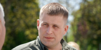 Как ФБР приманило на Фиджи и арестовало Максима Марченко, спалившегося на поставках микродисплеев для российской оборонки
