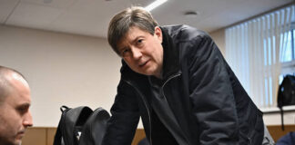 Алексей Хотин посовещался на арест
