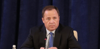Сотрудники следственных органов придут за полномочным представителем по ПФО Комаровым?