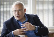 Михаилу Ходорковскому пост перевели в статью.