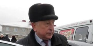 Домашний деспот, любящий людей.