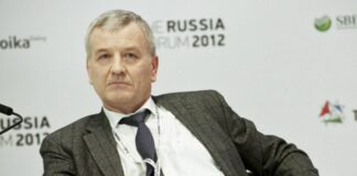 Суд взыскал в доход Россия все активы автомобильного дилера в 60 миллиардов руб. из-за нелегального занятия делом основоположника, бывшего депутата ГД Петрова