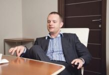 Вадим Беляев в США попался на содействии Андрею Костину.
