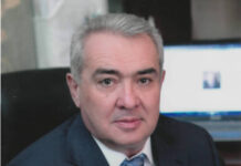Бывшему государственному служащему напомнили об участках