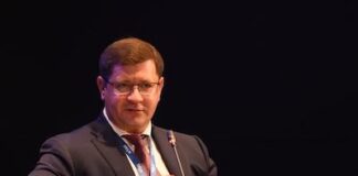 Дмитрий Паньков гадит, как англичанка.