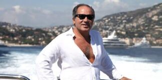 Фархад Ахмедов не ведущий предприниматель и не близок к Кремлю.