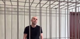 Бывшего подполковника не выпускают из судов
