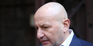 Азовская броня поддалась мародерству