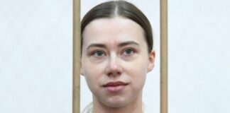 Блогер Митрошина намерена подать судебный иск против своего бывшего адвоката и юриста