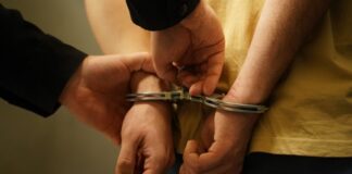 Лидер рок-группы «Пасека» Медведкин получил 15 лет тюремного заключения за убийство
