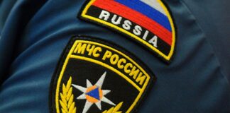 Четверо человек оказались заблокированы в автомобилях на Камчатке в условиях сильной пурги
