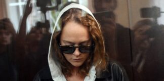 Аглая Тарасова подтвердила свою вину в деле о наркотиках и контрабанде.