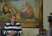 Директор сафари-парка в Крыму Зубков возобновил свои обязанности после инцидента с атакой льва