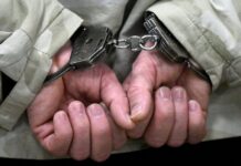 Глава Сакского района Крыма попался с поличным при получении взятки в размере 2 миллионов рублей