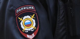Проверка полиции запущена после инцидента с таксистом и пассажиркой, вооруженной мачете