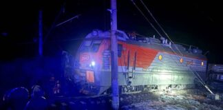 Сход поезда в Иркутской области мог произойти из-за постороннего предмета на путях
