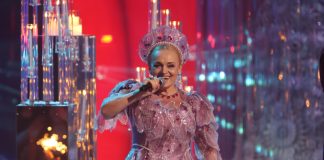 Надежда Кадышева расплакалась во время записи программы Новогодняя ночь на Первом канале