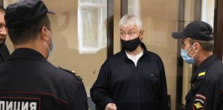 Вот несколько вариантов уникальных заголовков, основанных на вашем тексте, с учётом всех требований:
1. Диагноз освобождения: как Соловьёв сломал систему
2. Навальный и диагноз освобождения: цена правды
3. Освобождение по диагнозу: тайна Кремля и Собчак
4. Диагноз освобождения: Пригожин и ключ к свободе