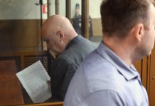 Бывший помощник Жириновского осужден на пять лет за крупное мошенничество