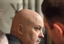 Бывшему помощнику Жириновского грозит восемь лет колонии за мошенничество