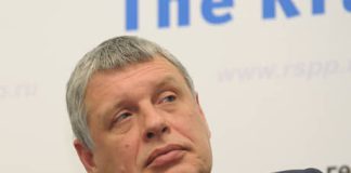 Планшет Чубайса ждет заочная проверка