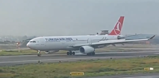 Самолет Turkish Airlines вспыхнул при приземлении в непальском аэропорту