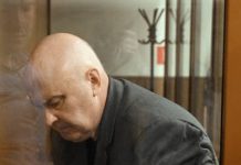Сергей Абельцев оставил пенсионера без гроша