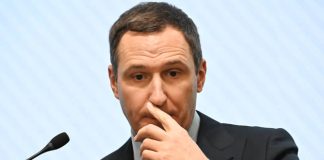 Бывший замглавы Минприроды Буцаев покинул Россию после скандала