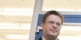 Чубайс ни при чём: кто на самом деле развалил российскую экономику
