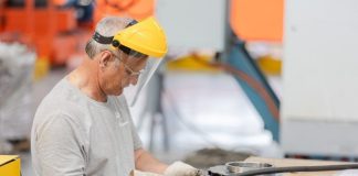 Безработица в Казани отсутствует, но проблемы с долгами по зарплате и неформальной занятостью сохраняются
