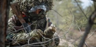 Два украинских агента наводили ракеты на военных РФ в Крыму, передавая координаты ГУР.