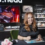 Алый торт под «Знаешь ли ты» и 1000 автографов: МакSим отметила выход винила «Трудный возраст» закрытой вечеринкой